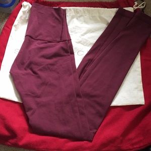 Lululemon wunder under